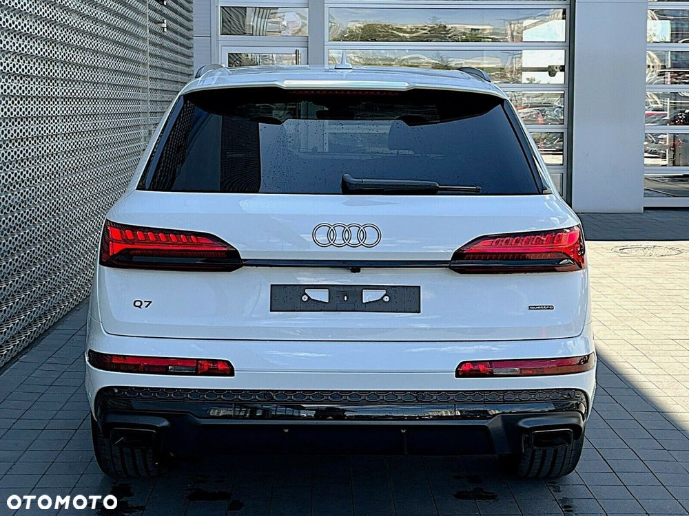 Audi Q7 - 8