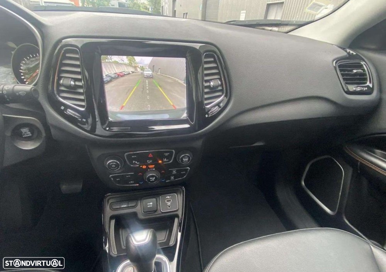 Jeep Compass 1.3 T Limited DCT - 14