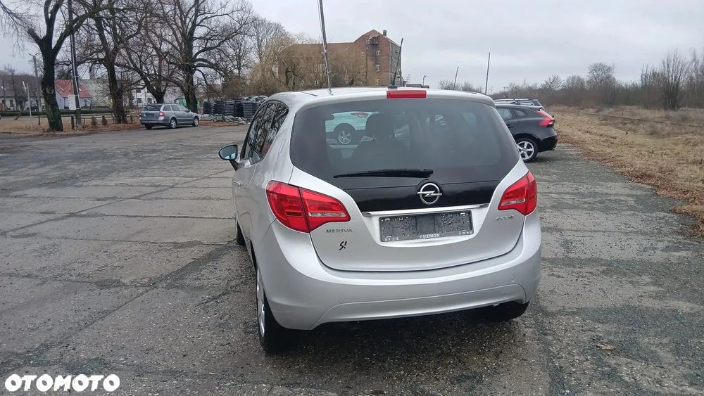 Opel Meriva - 12
