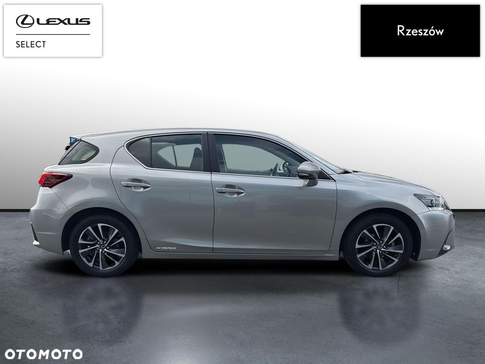 Lexus CT - 6