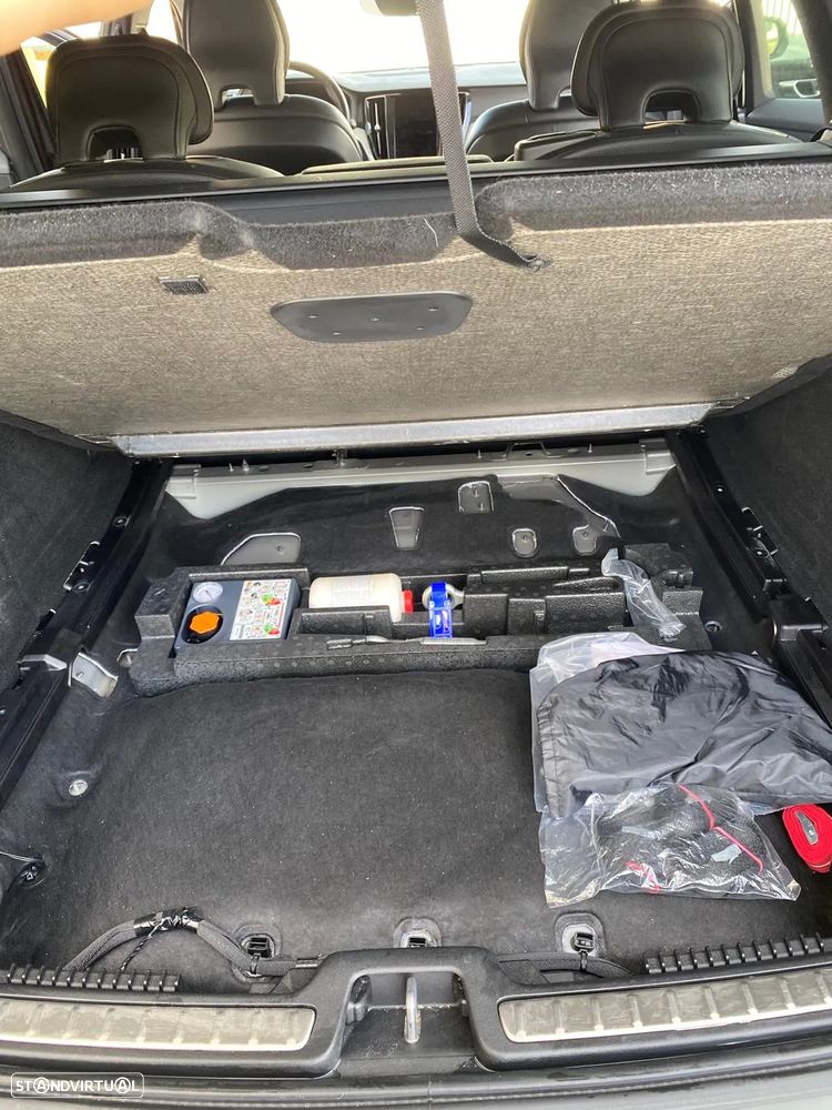 Volvo V60 2.0 T6 AWD TE Inscription Expression - 37