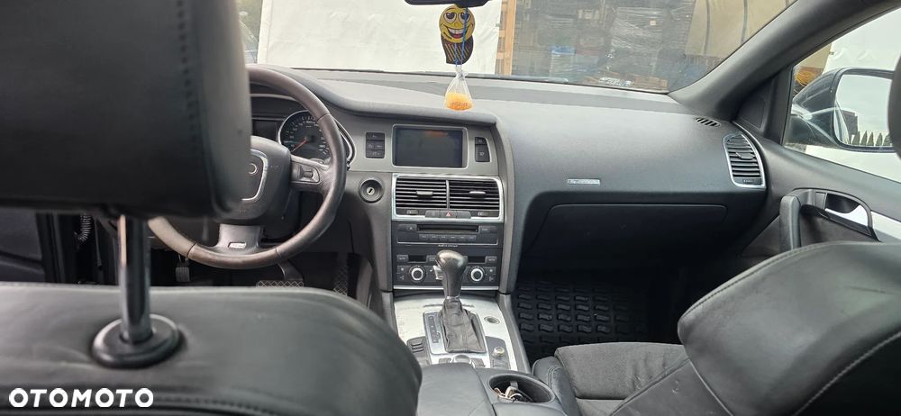 Audi Q7 3.0 TDI DPF quattro tiptronic - 26