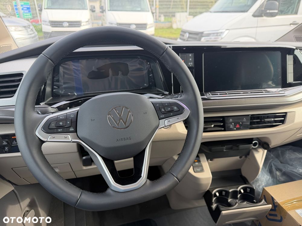 Volkswagen Multivan - 16