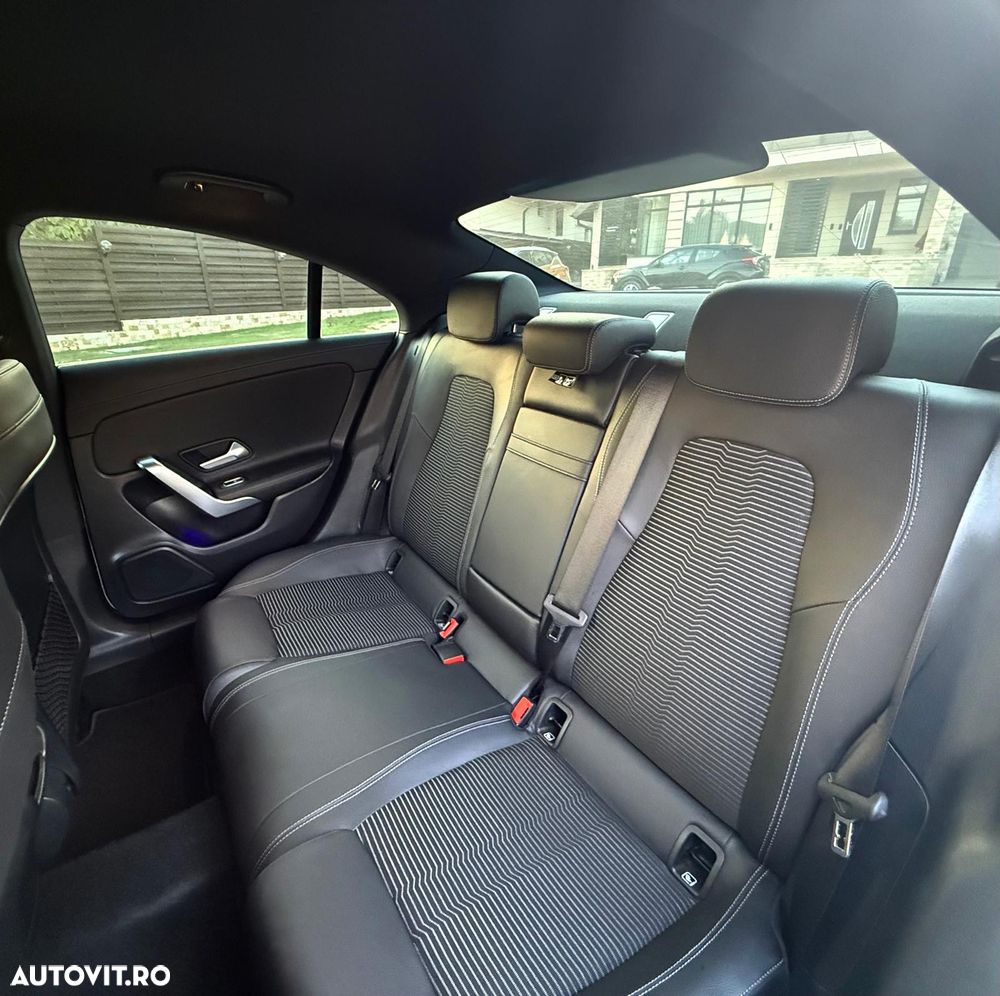 Mercedes-Benz CLA 180 7G-DCT Progressive - 14