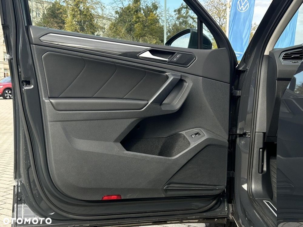 Volkswagen Tiguan 2.0 TSI 4Mot Elegance DSG - 10