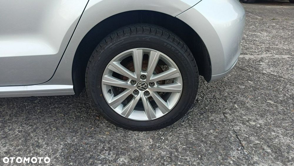 Volkswagen Polo 1.4 16V Trendline - 32