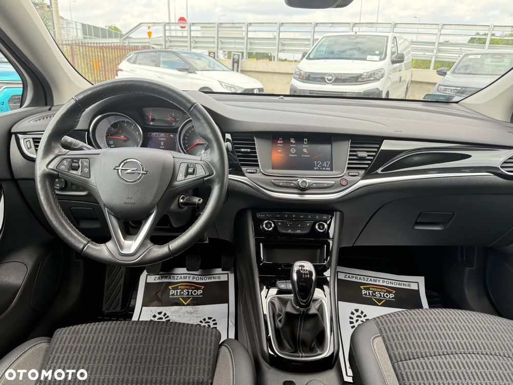 Opel Astra 1.2 T Elegance S&S - 10