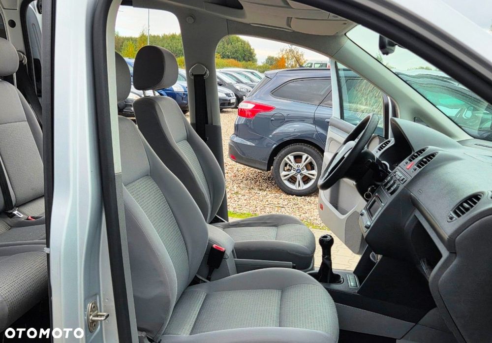 Volkswagen Caddy - 28