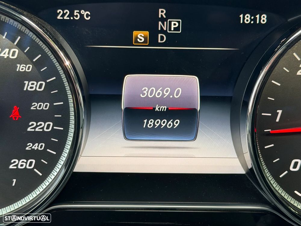 Mercedes-Benz E 220 d 4Matic All-Terrain 9G-TRONIC Avantgarde - 23