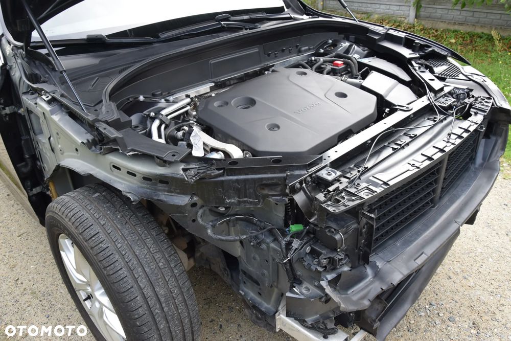 Volvo XC 60 B4 D AWD Geartronic Momentum Pro - 13