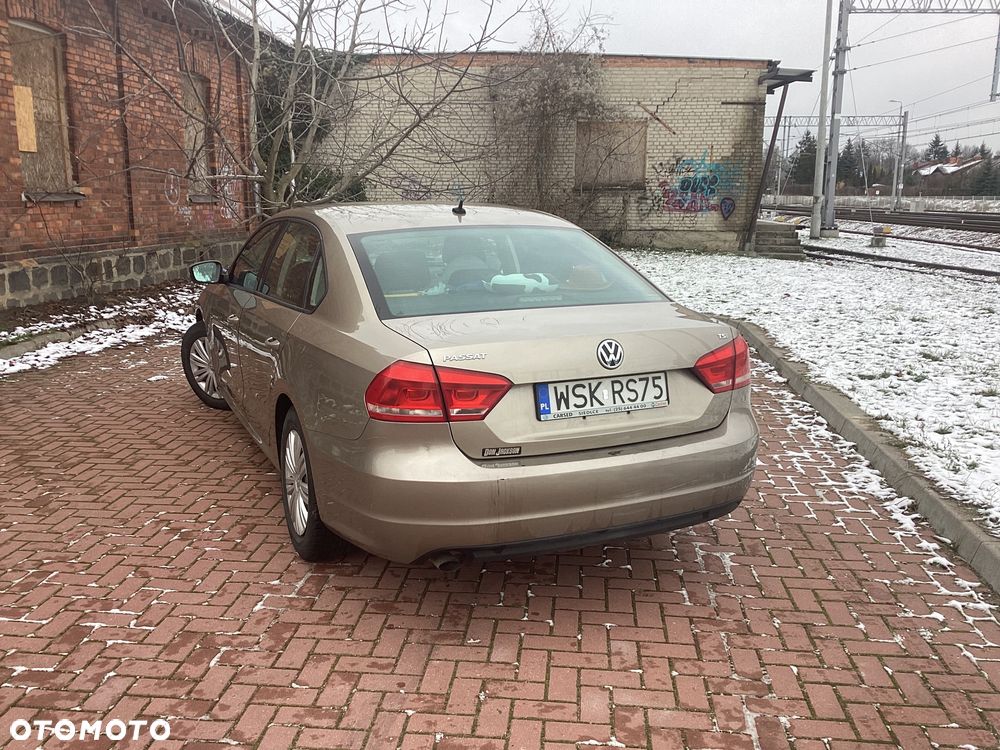 Volkswagen Passat - 6