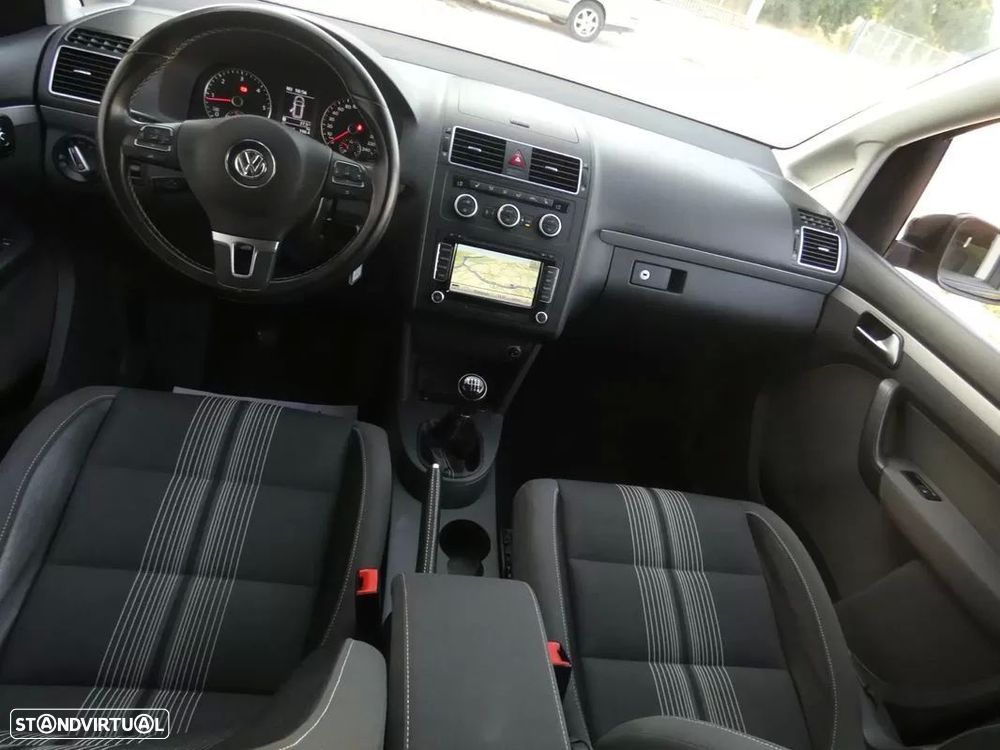 VW Touran 2.0 TDI DPF BlueMotion MATCH - 12