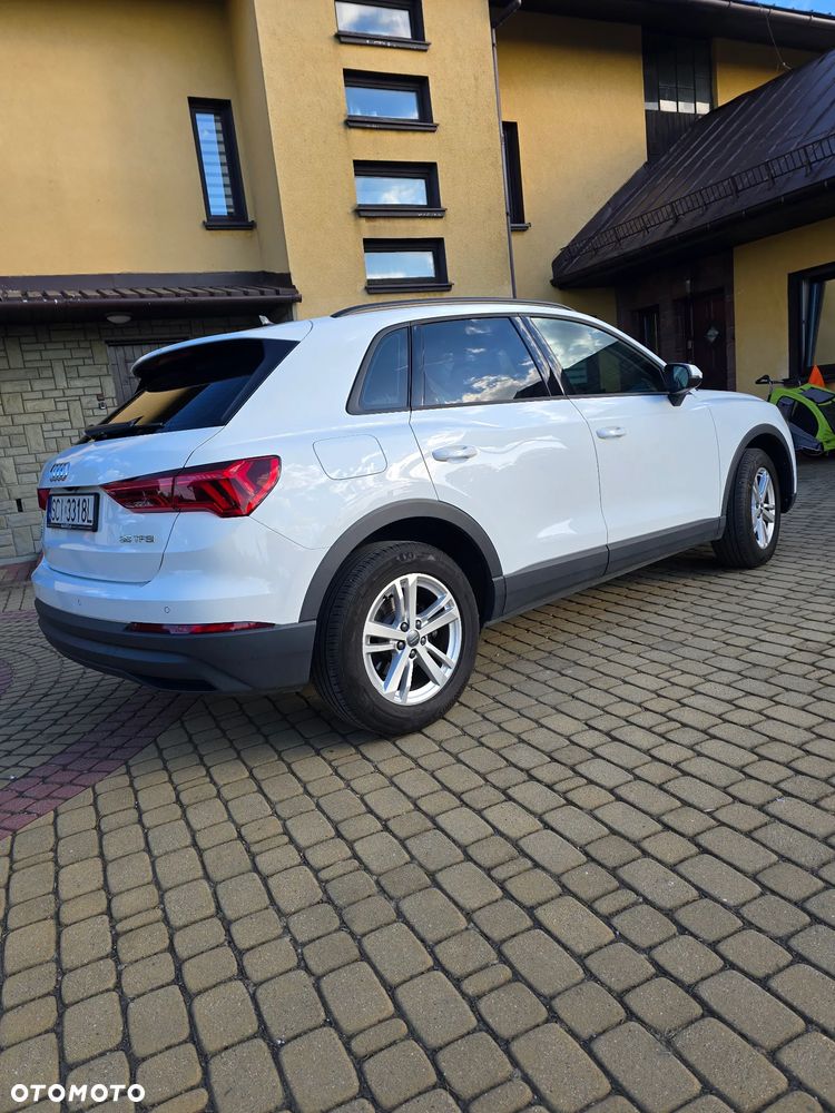 Audi Q3 35 TFSI S tronic - 4
