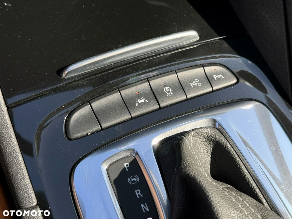 Opel Insignia - 38