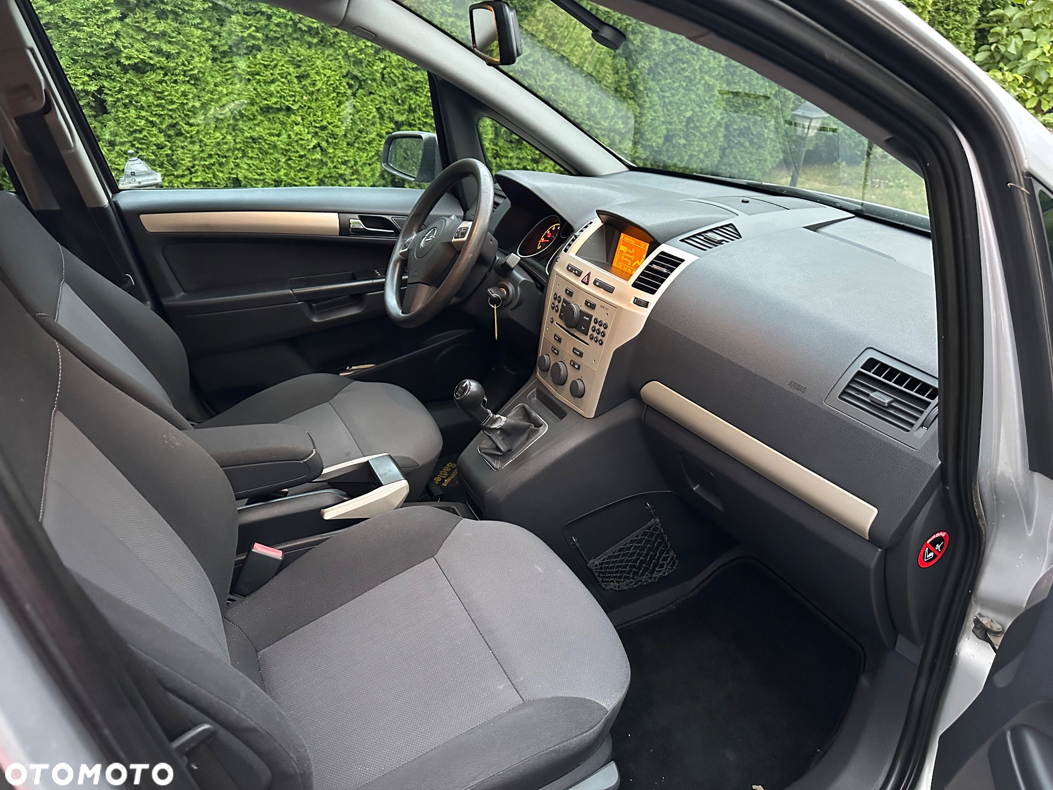 Opel Zafira - 7
