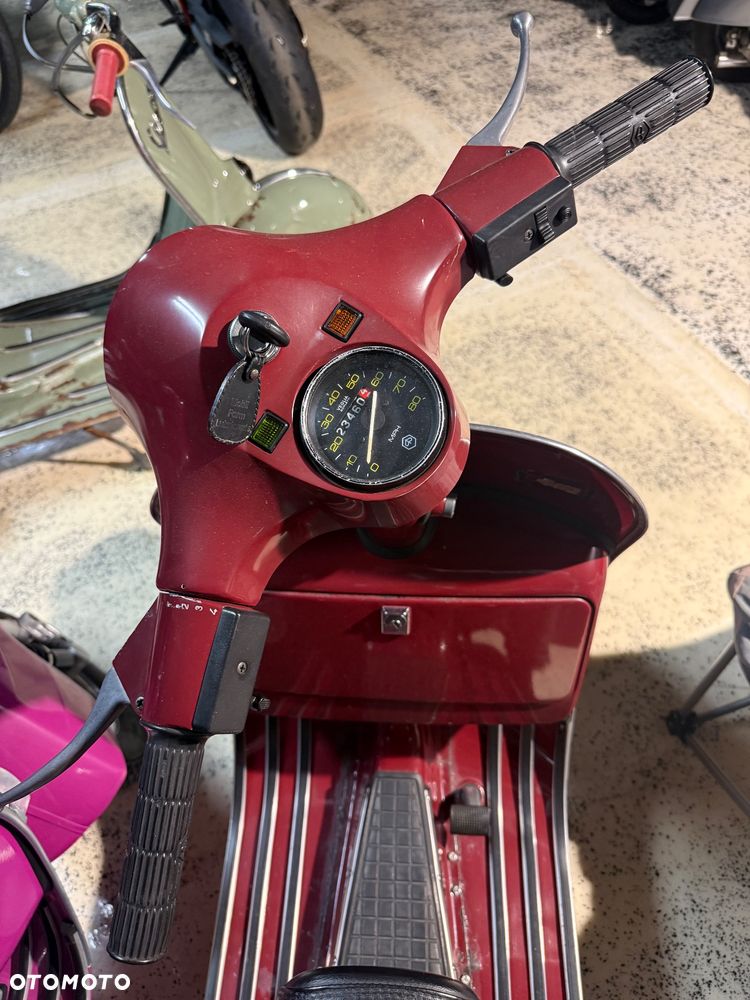 Piaggio Vespa - 5
