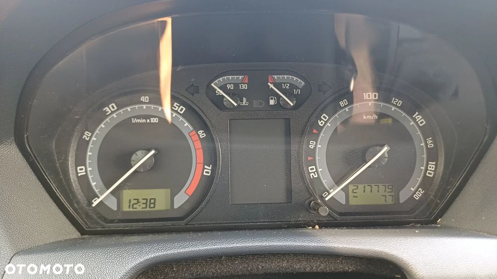 Skoda Fabia 1.4 16V Ice Classic - 7