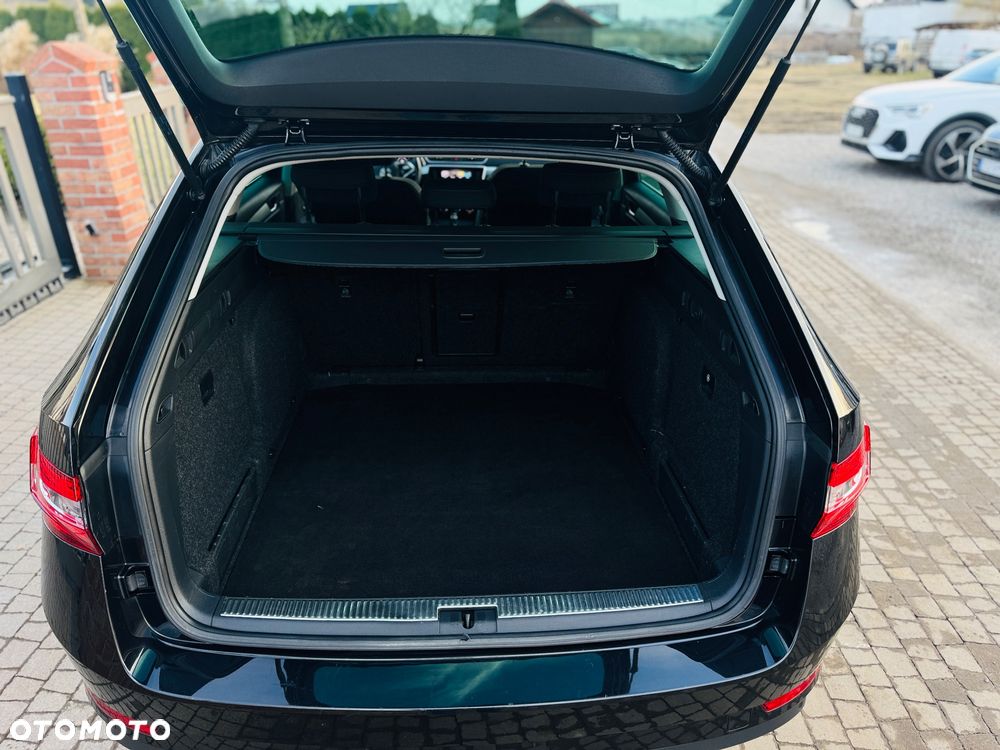 Skoda Superb 2.0 TDI DSG Active - 20