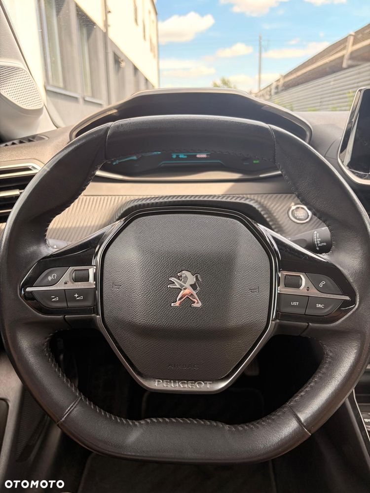Peugeot 208 Allure Pack - 17