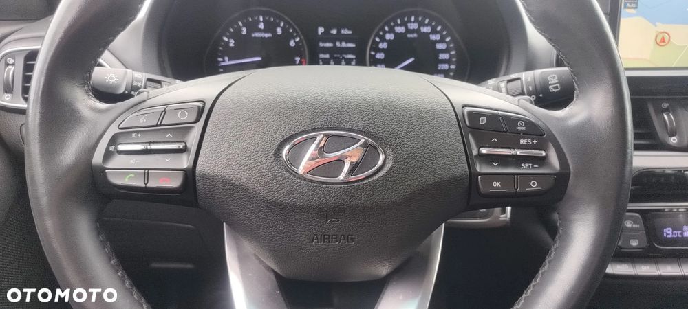Hyundai i30 1.4 T-GDI DCT Style - 16