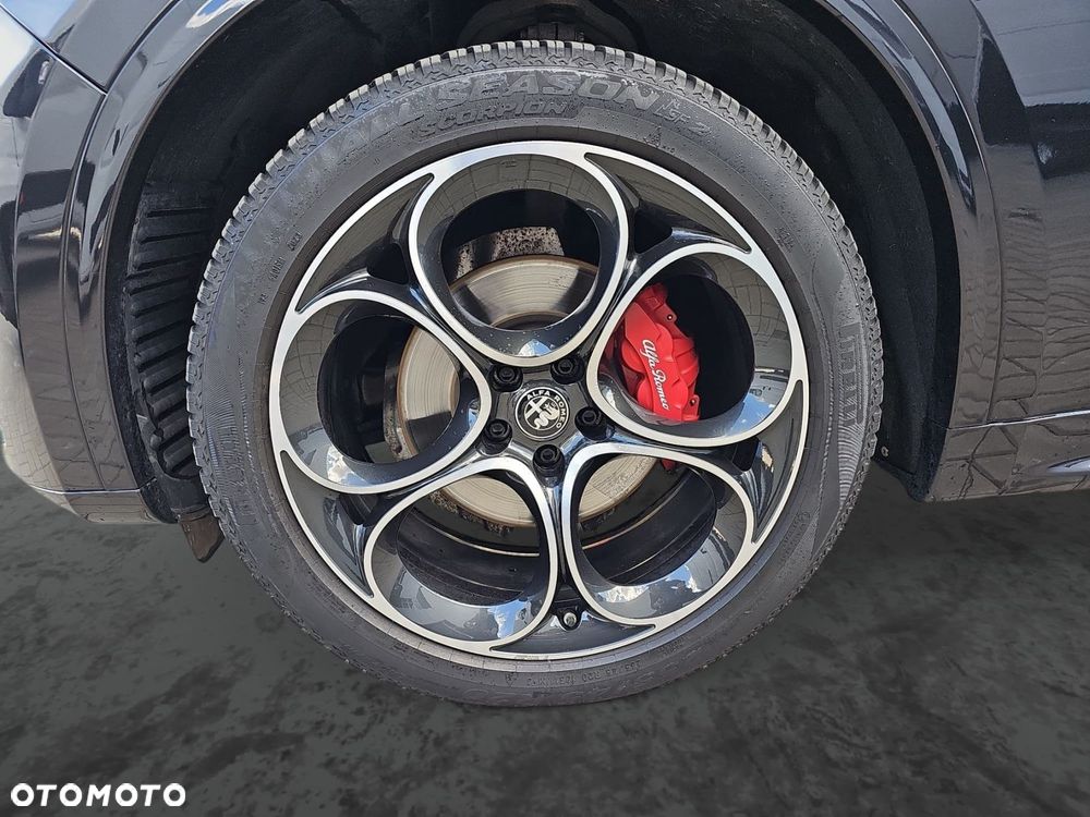 Alfa Romeo Stelvio 2.0 Turbo Veloce Q4 - 10