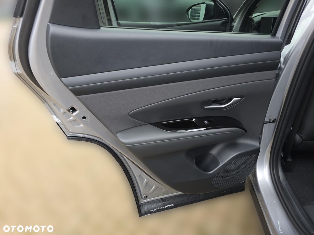 Hyundai Tucson 1.6 T-GDi HEV Executive 2WD - 8