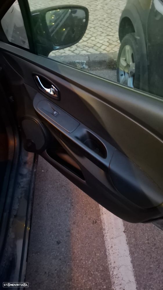 Renault Clio dCi 90 Dynamique - 2