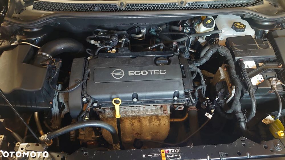 Opel Astra 1.6 Edition Sport - 31