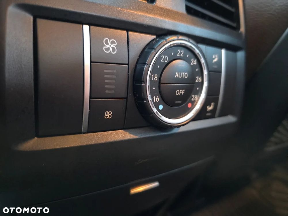Mercedes-Benz ML 350 BlueTEC 4-Matic - 24