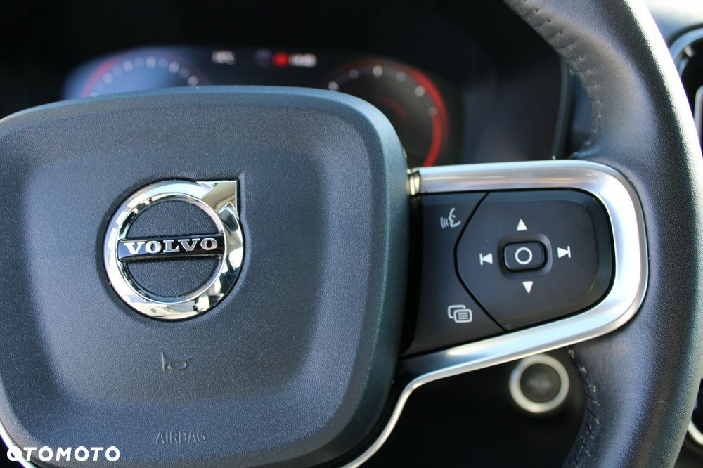 Volvo XC 40 - 17