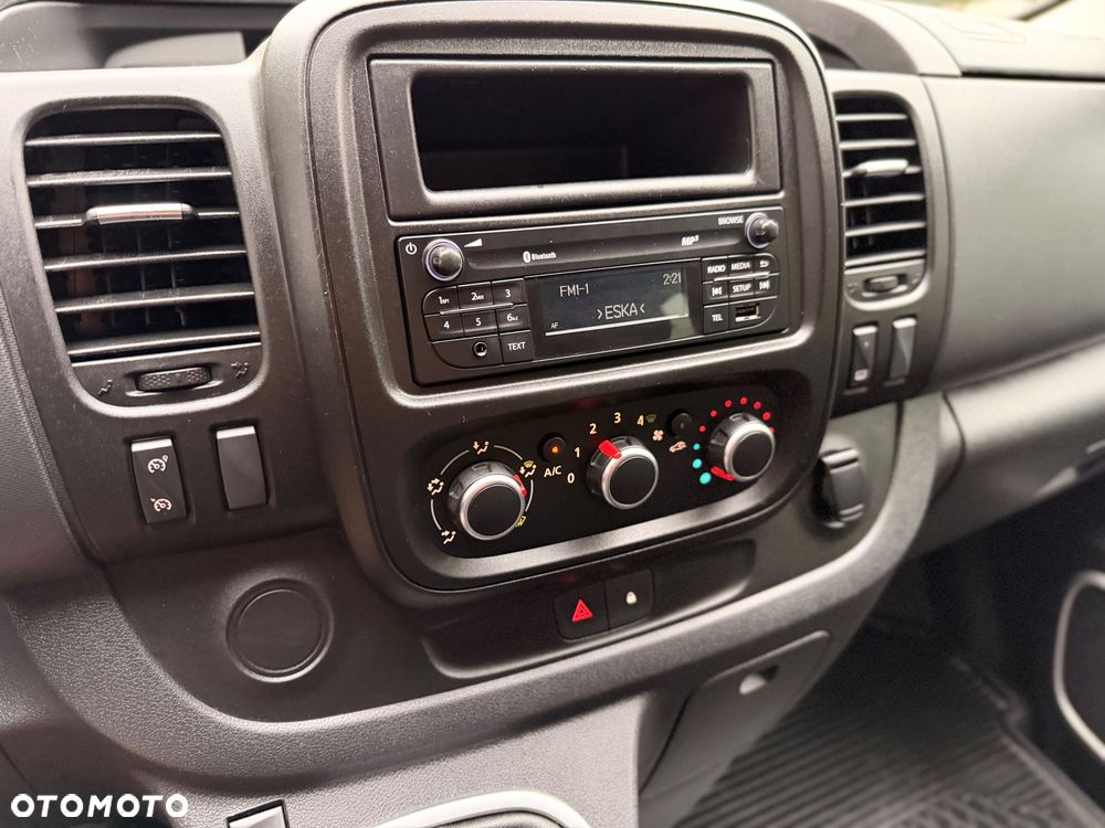 Renault Trafic Combi Life - 19