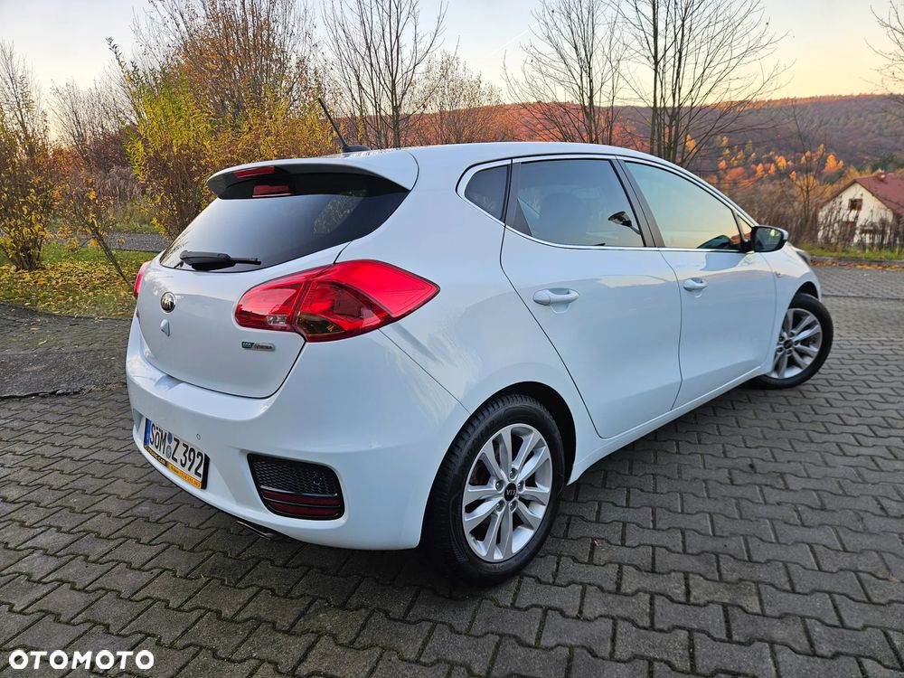Kia Ceed 1.4 CVVT Dream Team Edition - 3