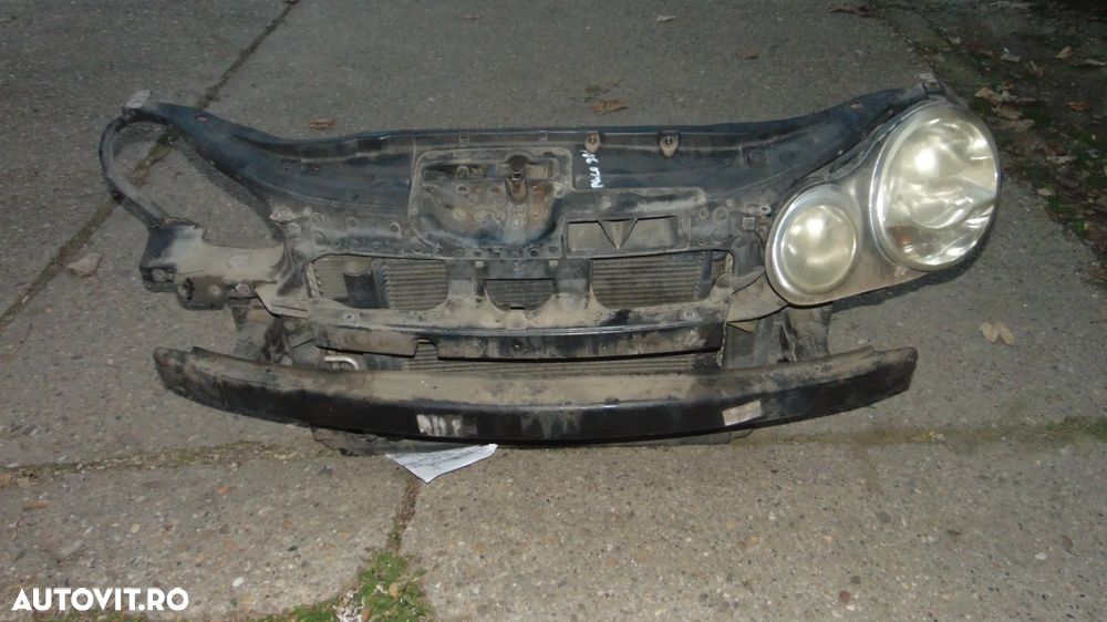 Trager,radiatoare,electroventilatoare,far stanga VW Polo 9N an 2005 - 1