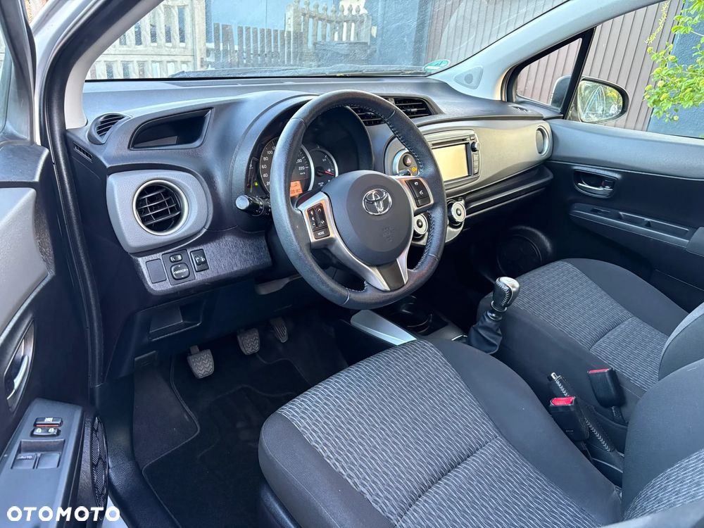 Toyota Yaris - 9