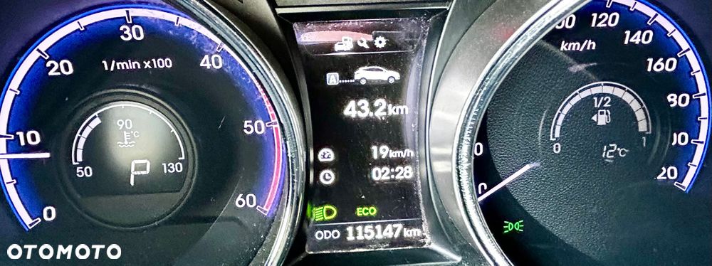 Hyundai ix35 2.0 CRDi 4WD Automatik Premium - 23