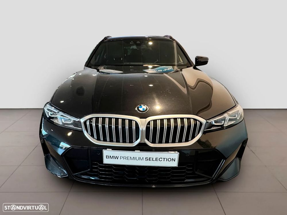 BMW 320 d Touring Pack Desportivo M Auto - 2