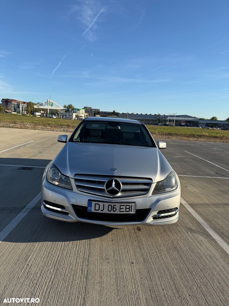 Mercedes-Benz C 220 CDI BlueEFFICIENCY - 1