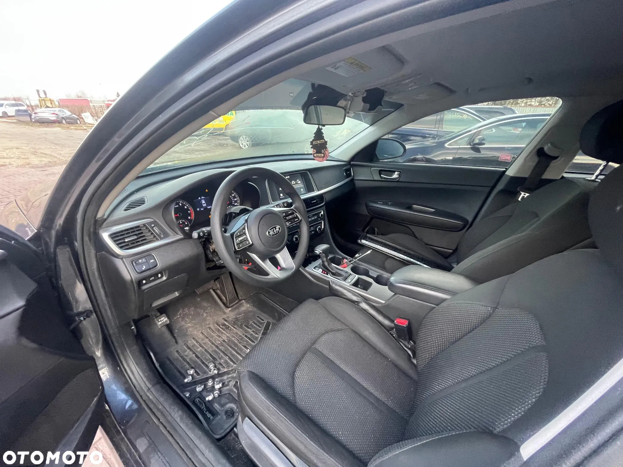 Kia Optima - 8