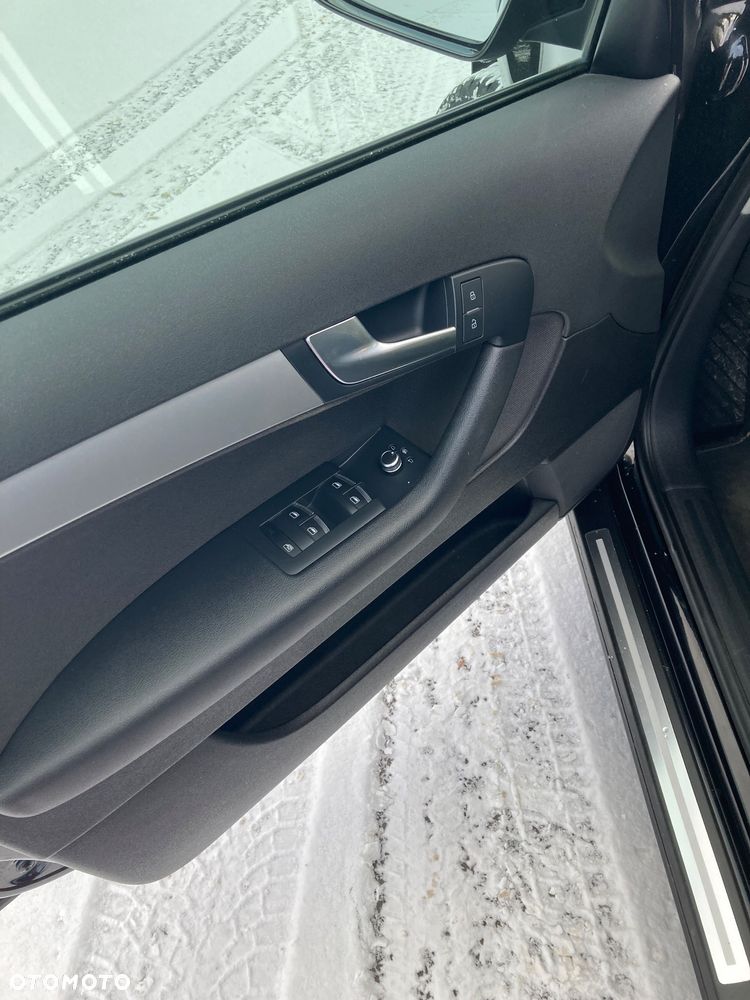 Audi A3 Sportback 2.0 TDI DPF Quattro Ambiente - 18