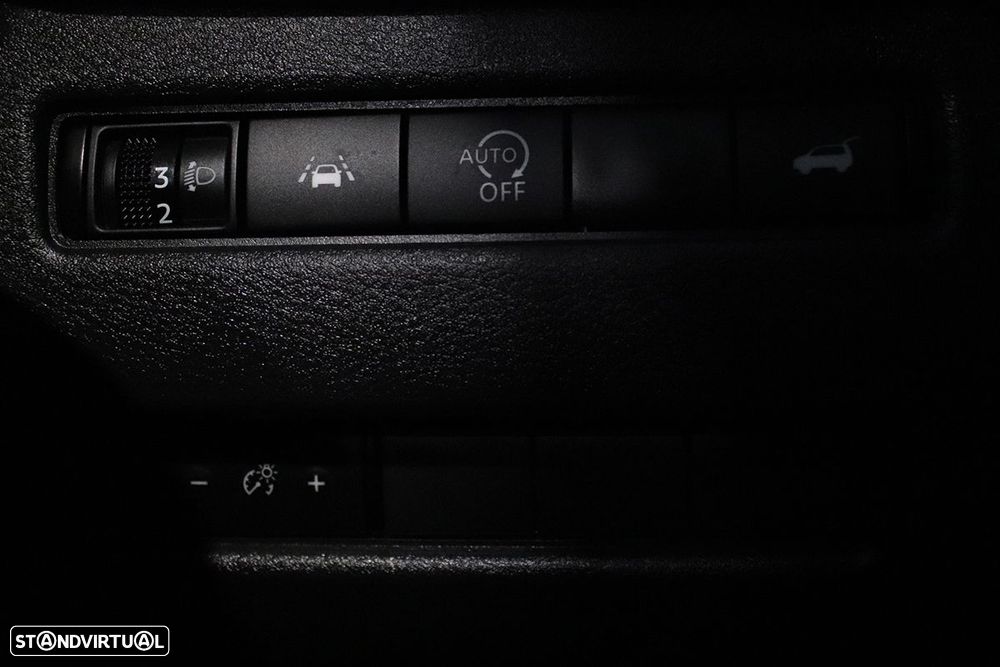 Nissan Qashqai 1.3 DIG-T N-Connecta - 20