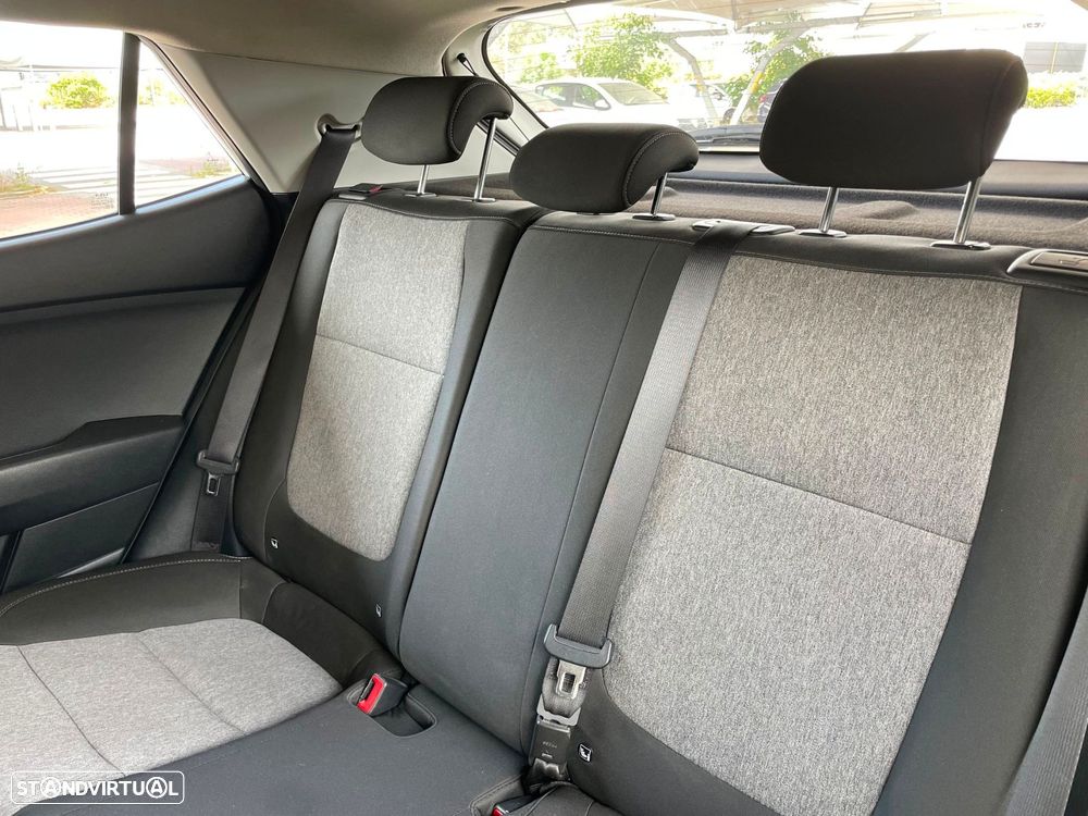 Kia Stonic 1.2 Urban - 10