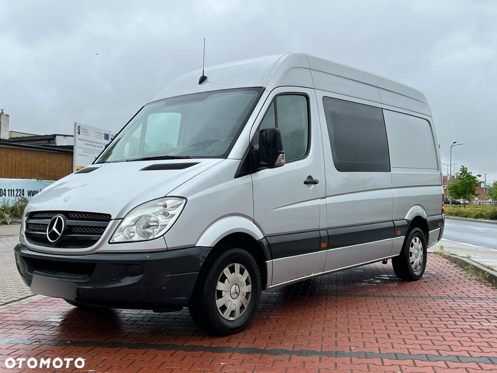 Mercedes-Benz Sprinter - 1