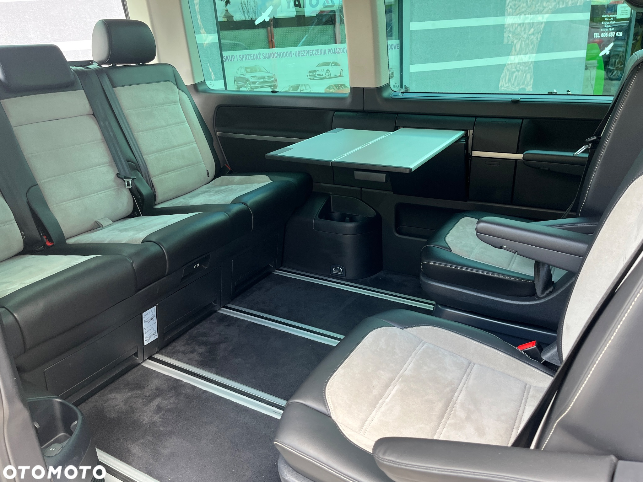 Volkswagen Multivan 2.0 BiTDI L1 Generation SIX 4Motion DSG - 30