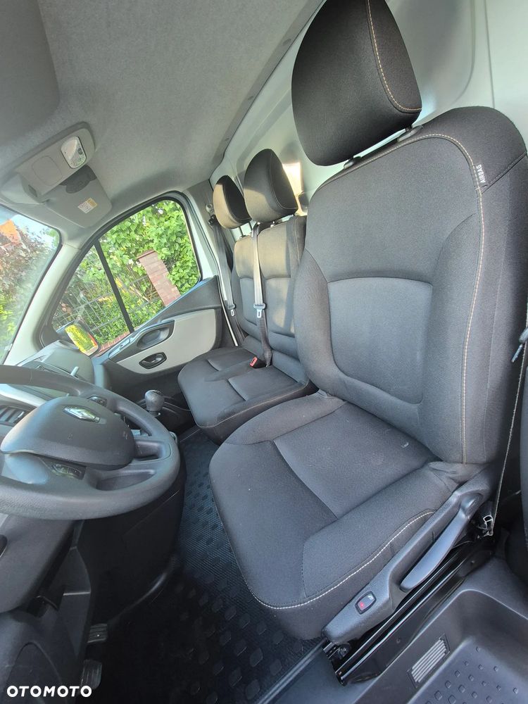 Renault Trafic 2019r Long 150Tys km Full Klima Navi Kamera Super stan - 15