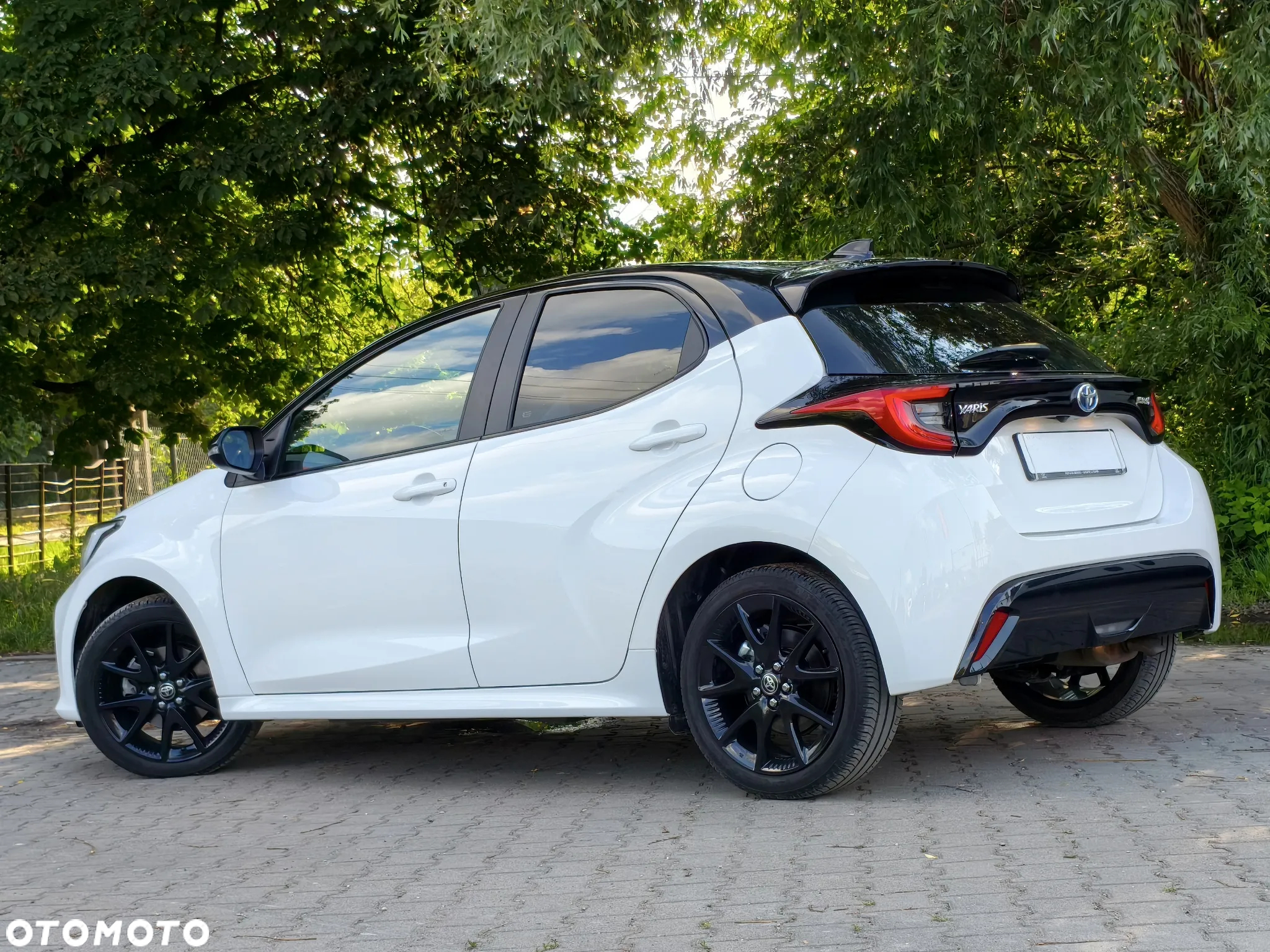 Toyota Yaris Hybrid 1.5 Selection Style - 25