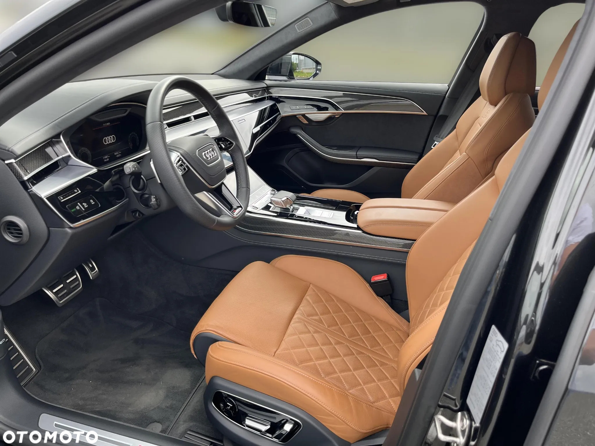 Audi A8 - 11
