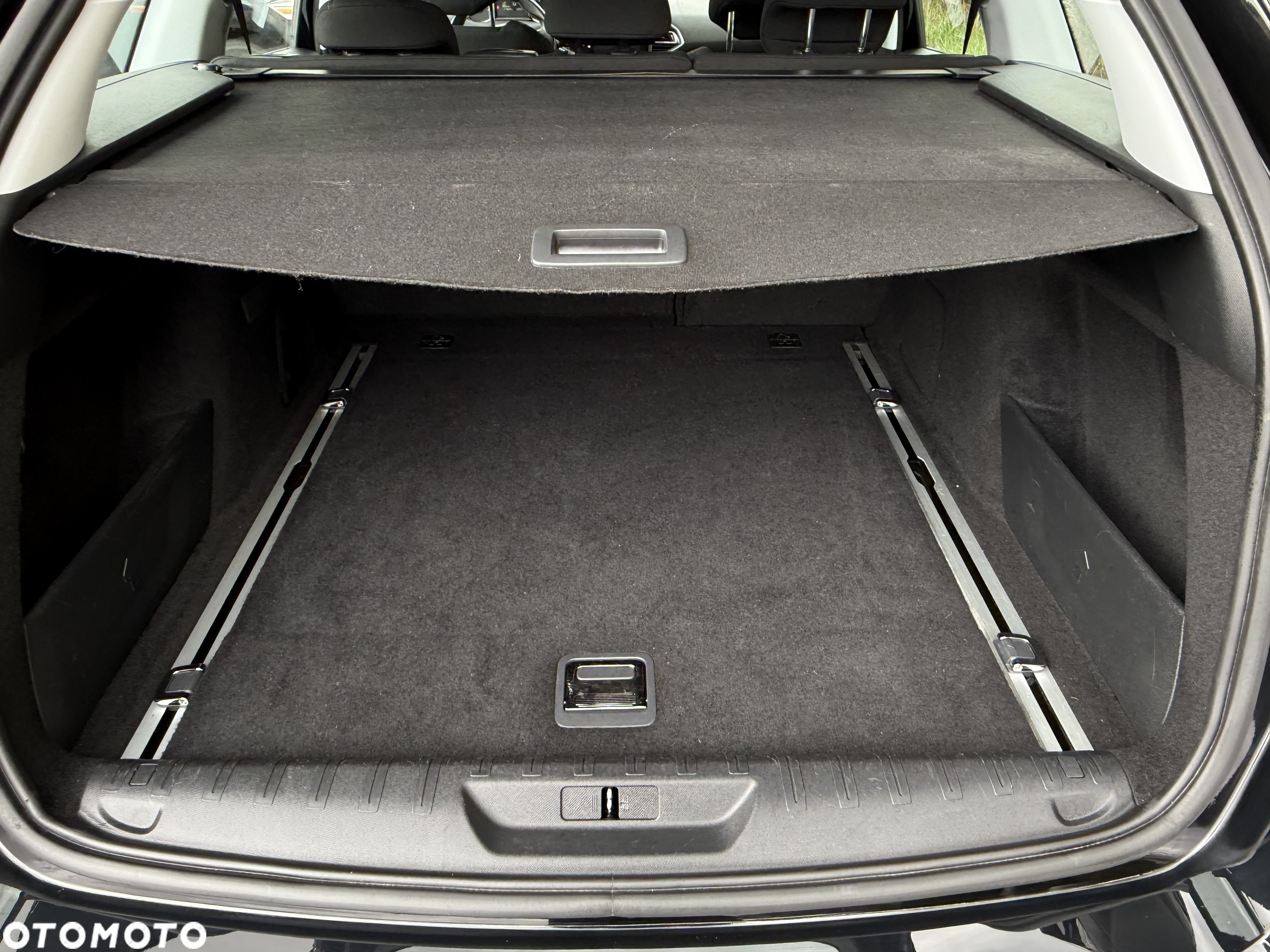 Peugeot 308 SW 1.2 PureTech Allure S&S - 7