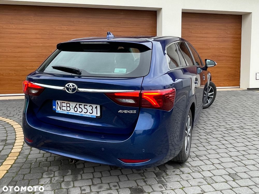 Toyota Avensis - 5