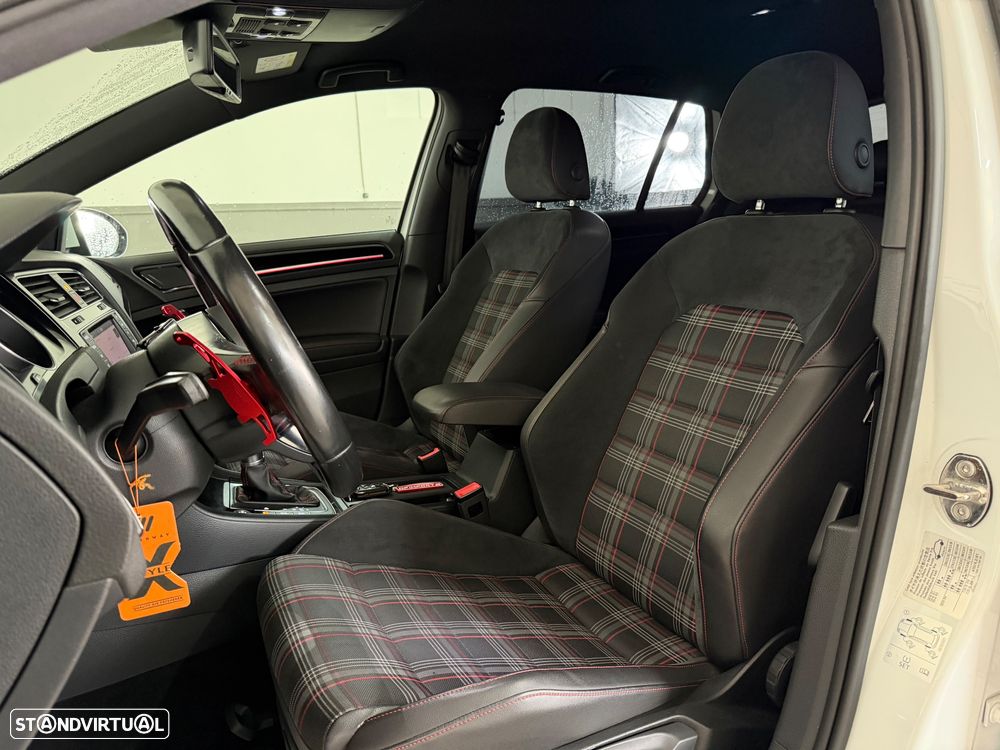 VW Golf GTI Performance BlueMotion DSG - 8