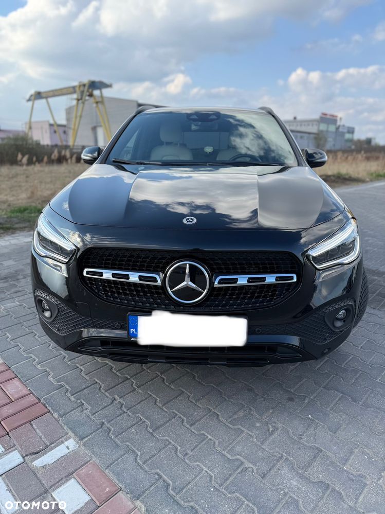 Mercedes-Benz GLA 220 d 4-Matic AMG Line - 2